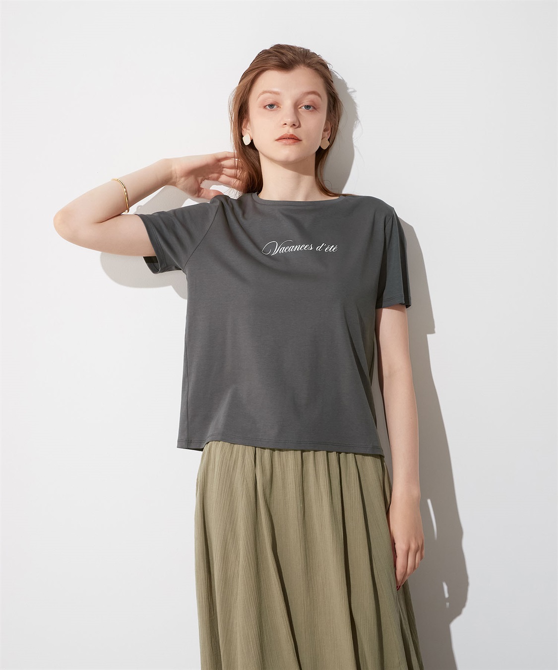 LE SOUK HOLIDAY ロゴプリントTシャツ_variation_2