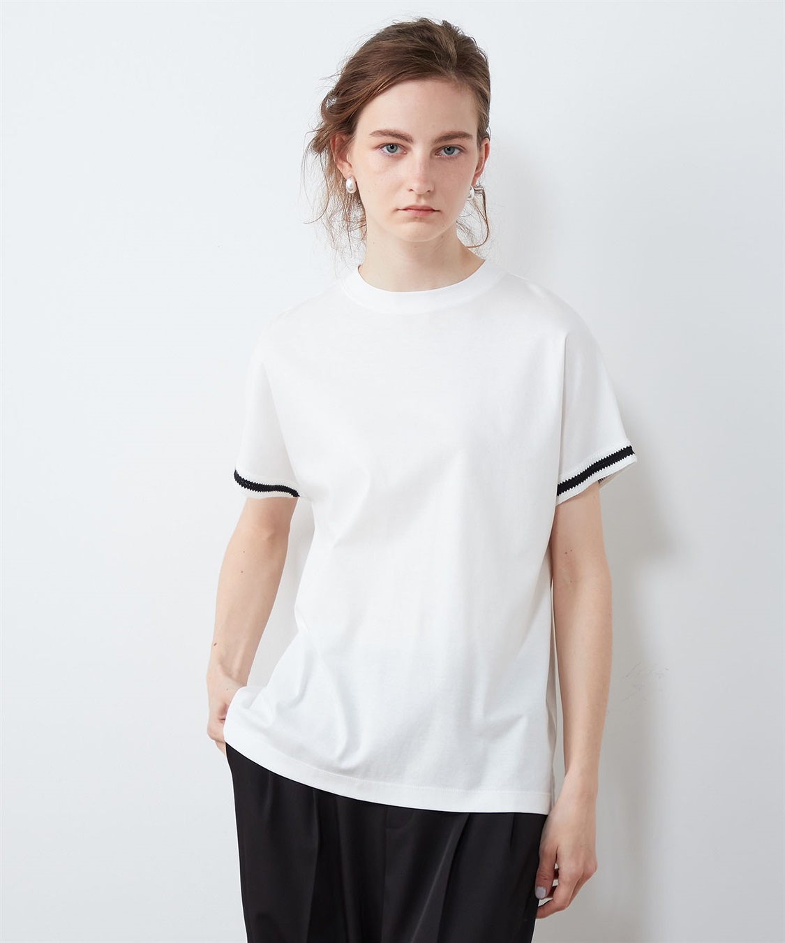 テープ使いモックネックTシャツ LE SOUK HOLIDAY|クロスプラス公式 ...