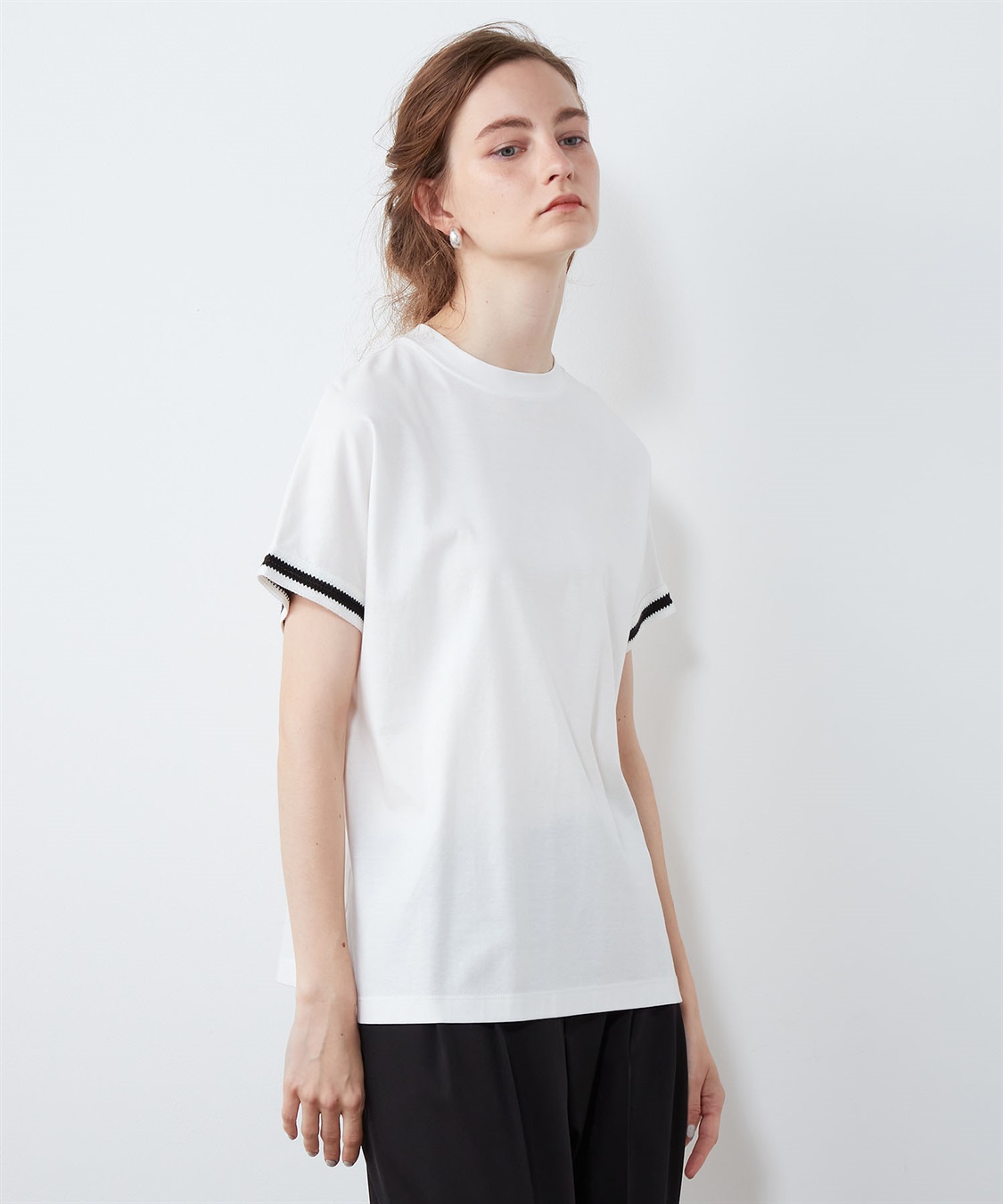 LE SOUK HOLIDAY テープ使いモックネックTシャツ_variation_2