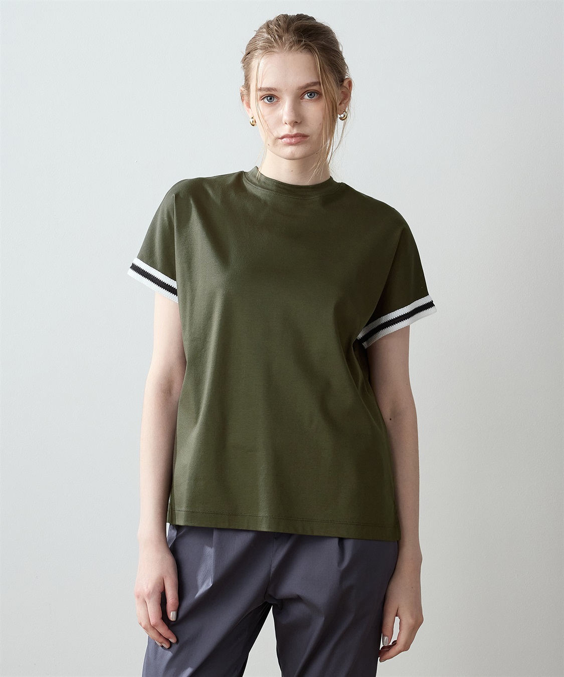 LE SOUK HOLIDAY 【接触冷感】袖テープモックネックTシャツ_variation_3