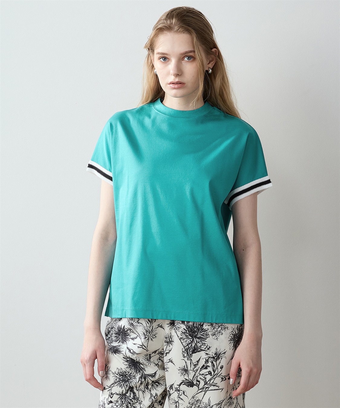 LE SOUK HOLIDAY 【接触冷感】袖テープモックネックTシャツ_variation_4