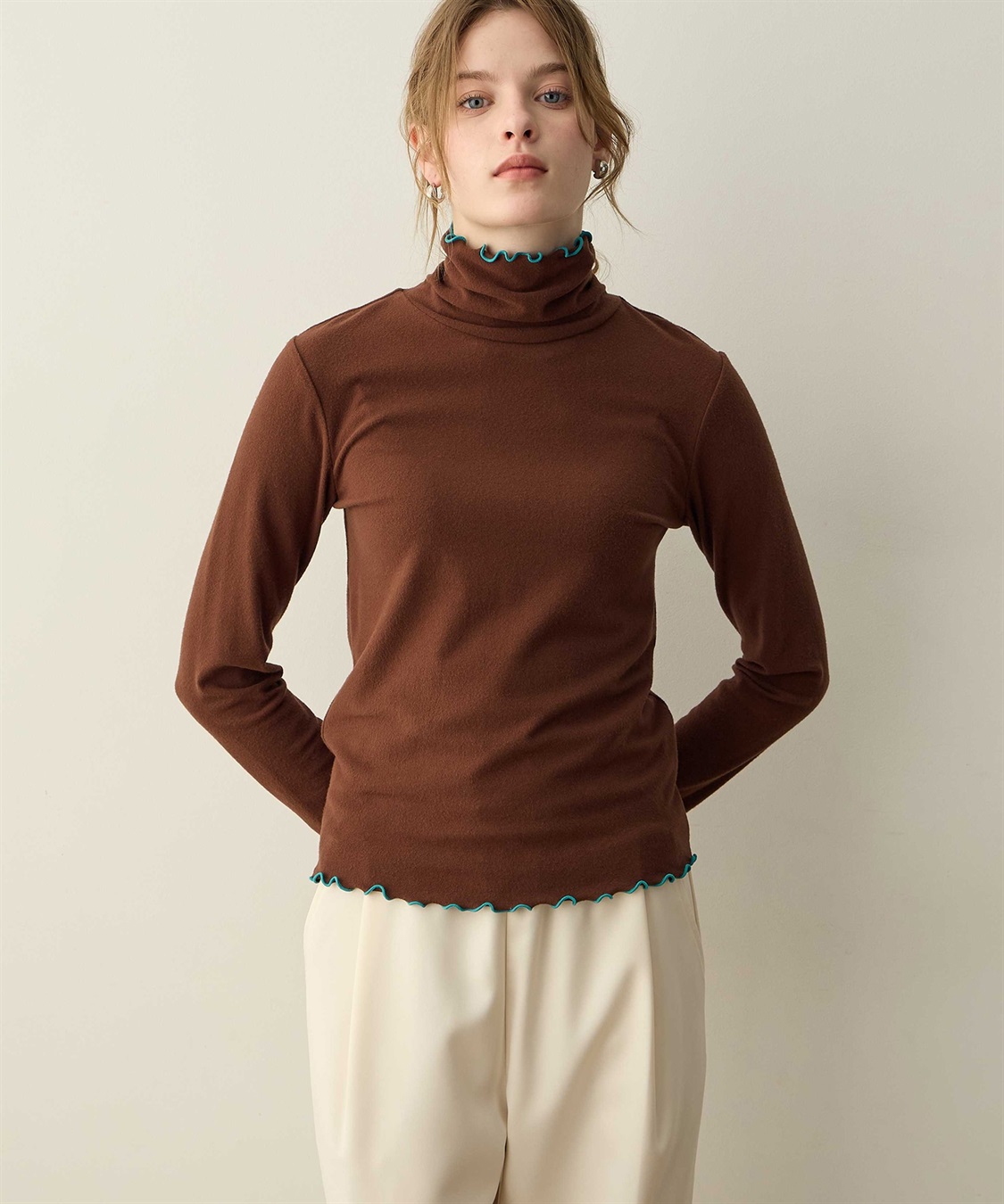 LE SOUK HOLIDAY メローハイネックプルオーバー（差し色）_variation_3