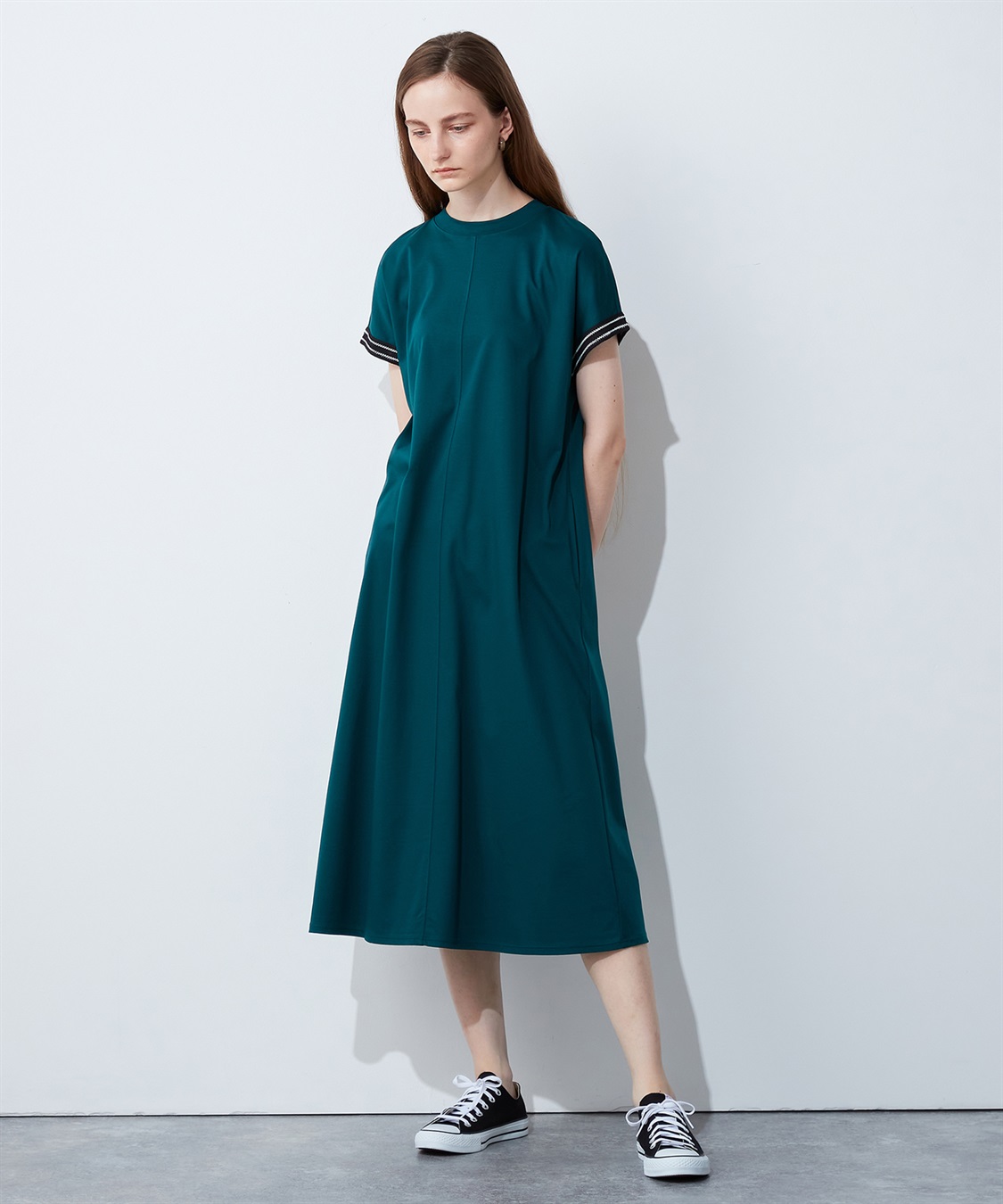 LE SOUK HOLIDAY テープ使いモックネックワンピース_main