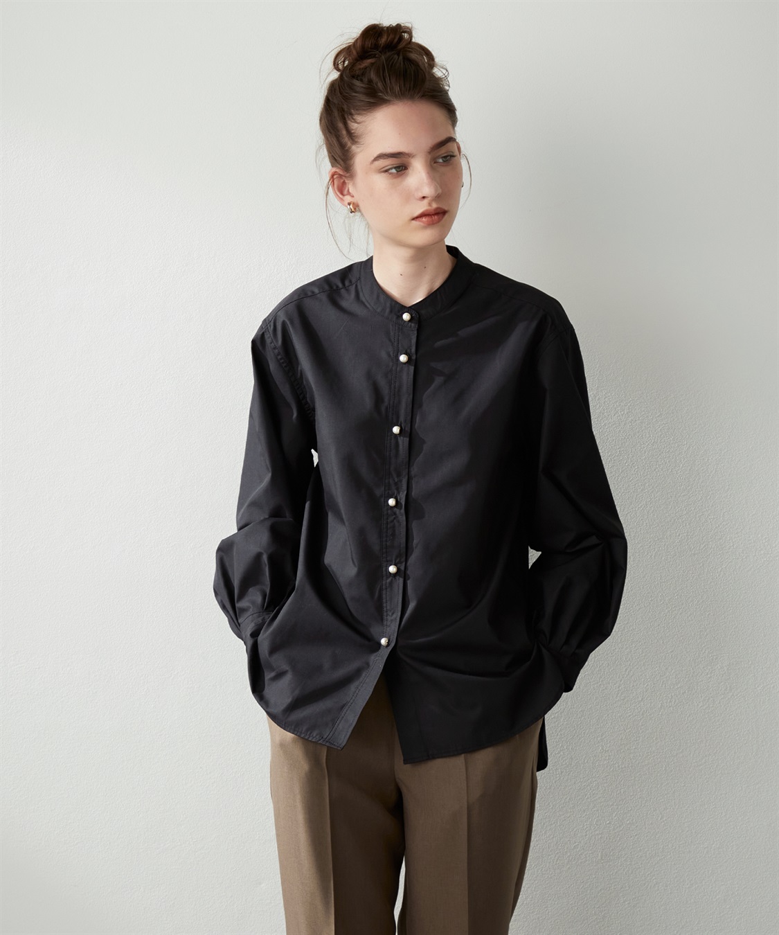 LE SOUK HOLIDAY パールボタンブラウス_variation_2