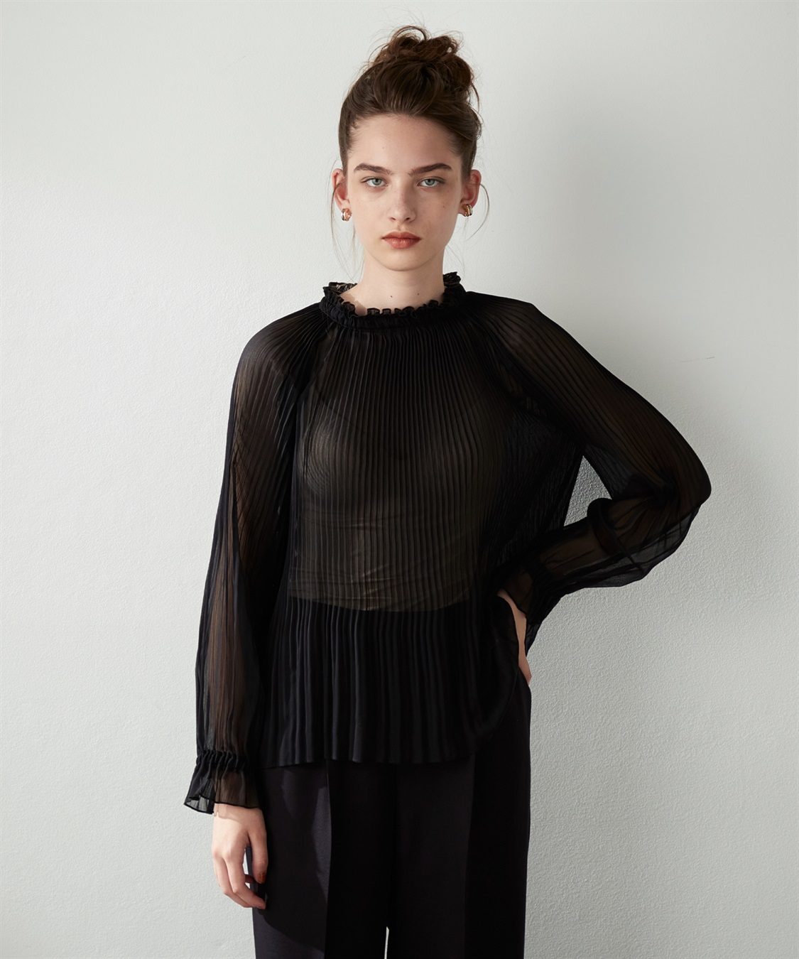 シアープリーツブラウス LE SOUK HOLIDAY｜クロスプラス公式通販サイト