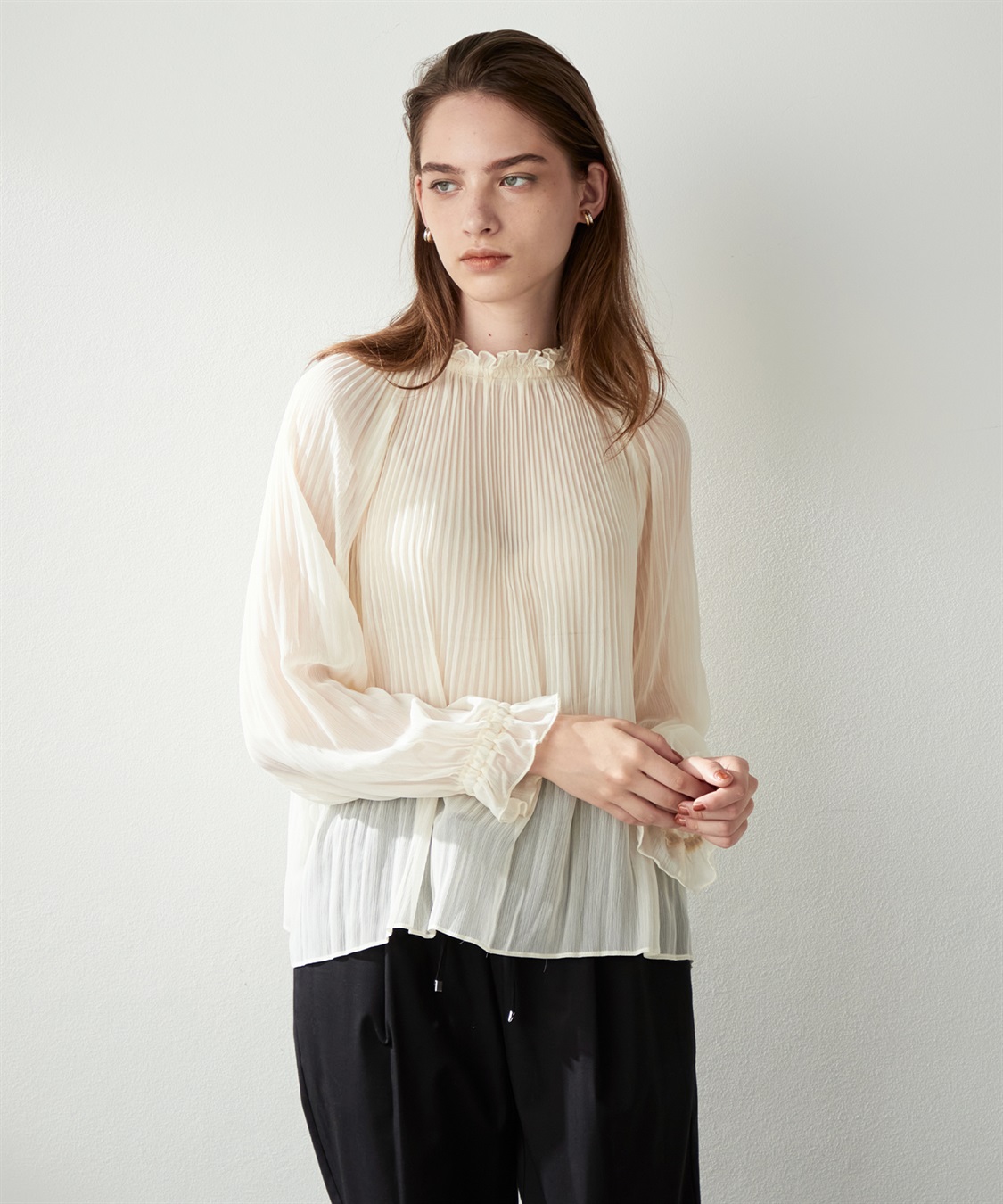 シアープリーツブラウス LE SOUK HOLIDAY｜クロスプラス公式通販サイト