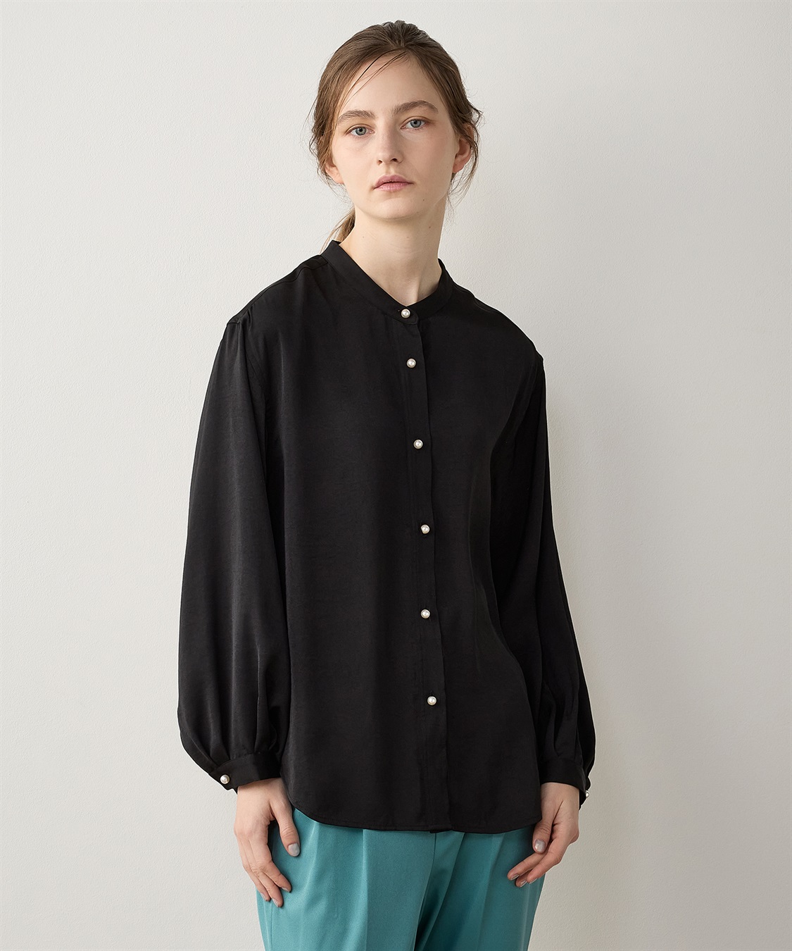 パールボタンブラウス LE SOUK HOLIDAY｜クロスプラス公式通販サイト