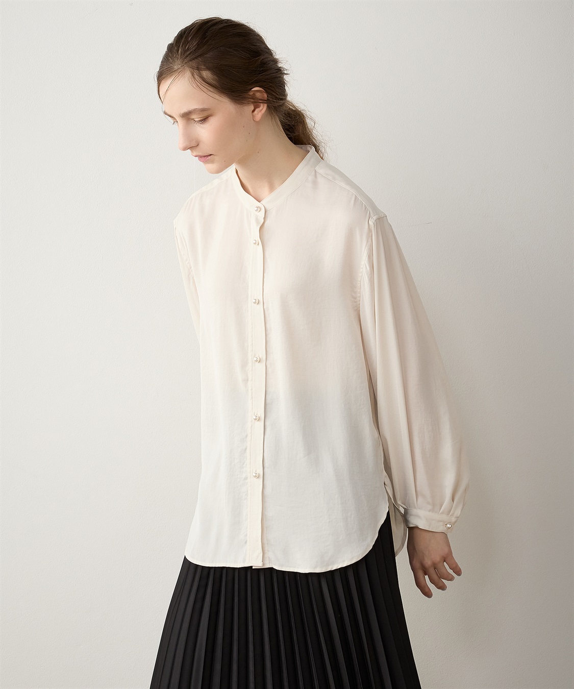 パールボタンブラウス LE SOUK HOLIDAY｜クロスプラス公式通販サイト