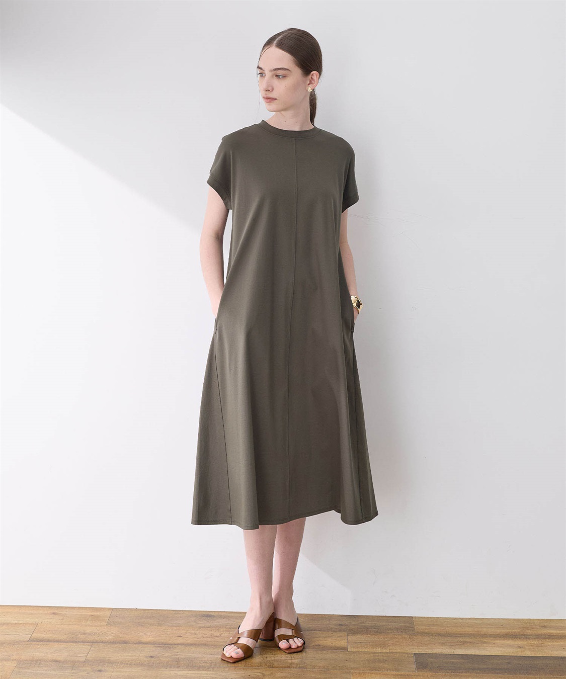 zuegoriページ② 接触冷感】モックネックワンピース LE SOUK HOLIDAY｜クロス