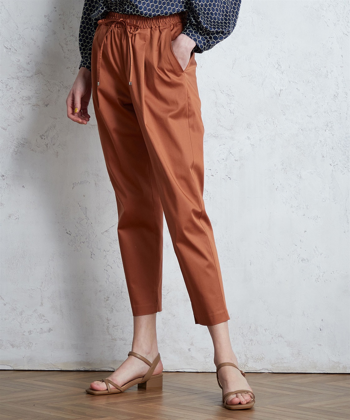 LE SOUK HOLIDAY タックテーパードパンツ_variation_3