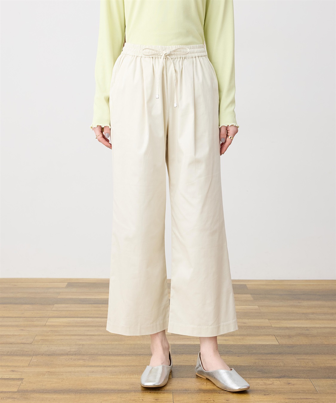 LE SOUK HOLIDAY ストレッチタックワイドパンツ【ウエストゴム・サスティナブル素材】_variation_2
