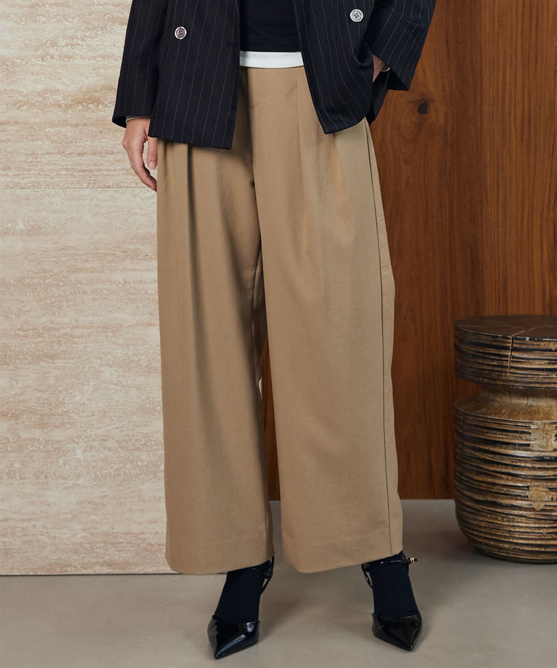 LE SOUK HOLIDAY タックチノパンツ【UVカット・後ろウエストゴム】_variation_2