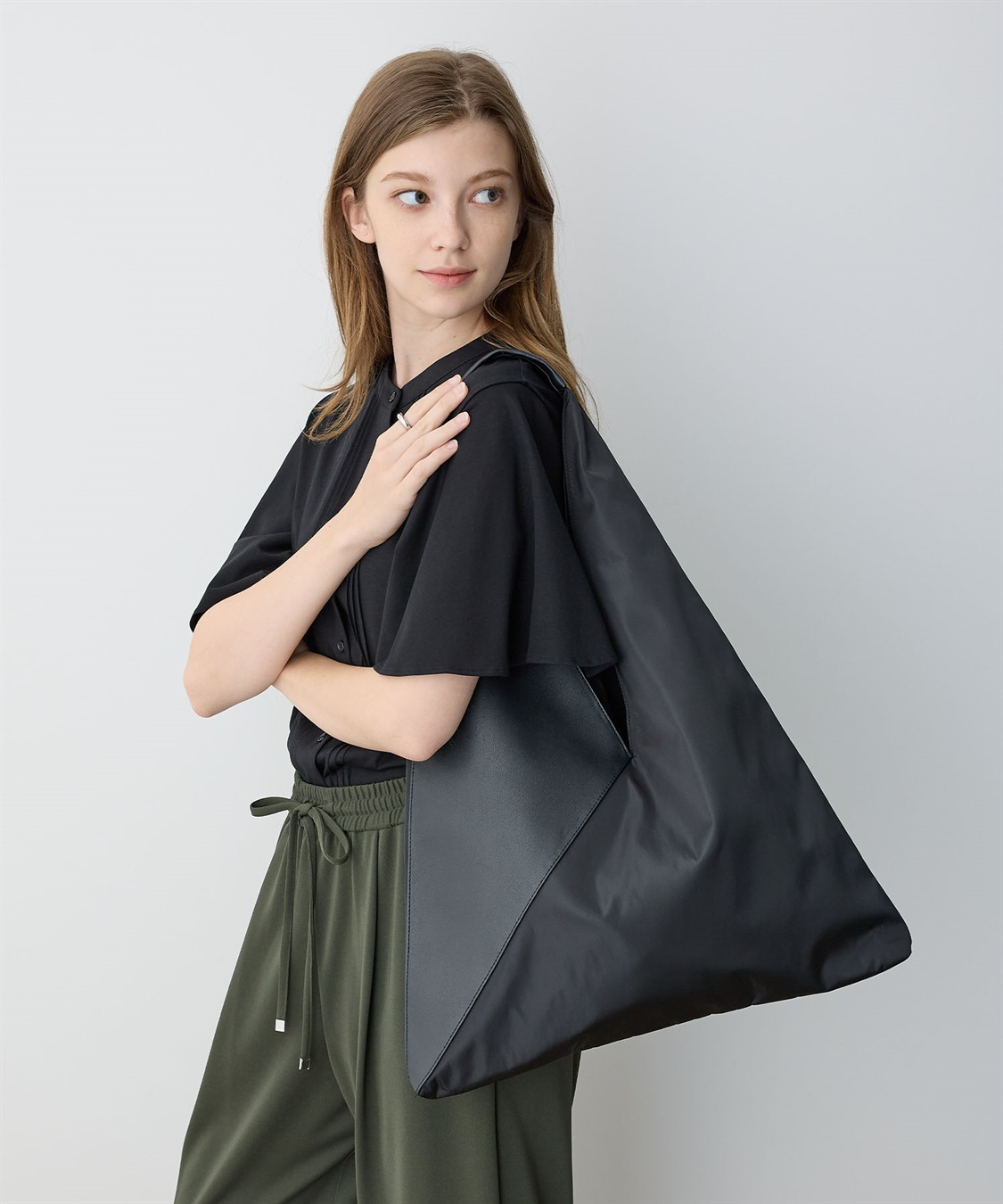 LE SOUK HOLIDAY トライアングルトートBAG_main