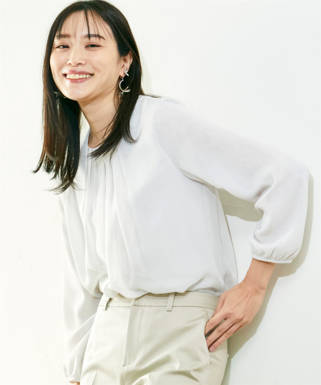 A/C DESIGN BY ALPHA CUBIC フロントタックシフォンTブラウス_variation_1