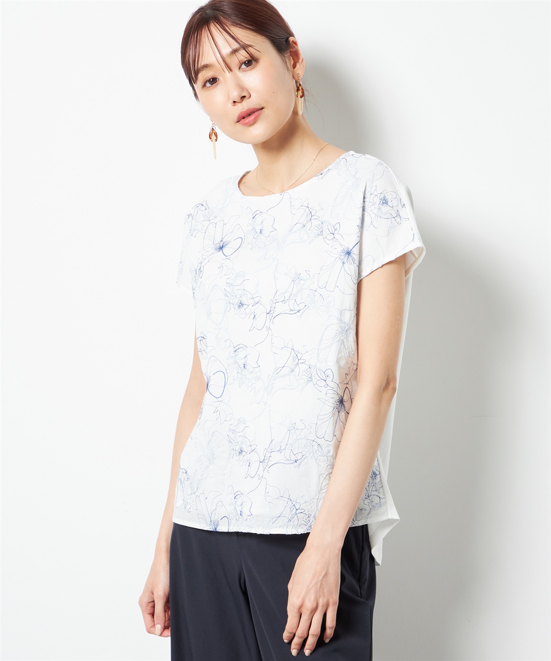 A/C DESIGN BY ALPHA CUBIC フロント刺繍プルオーバー_variation_2