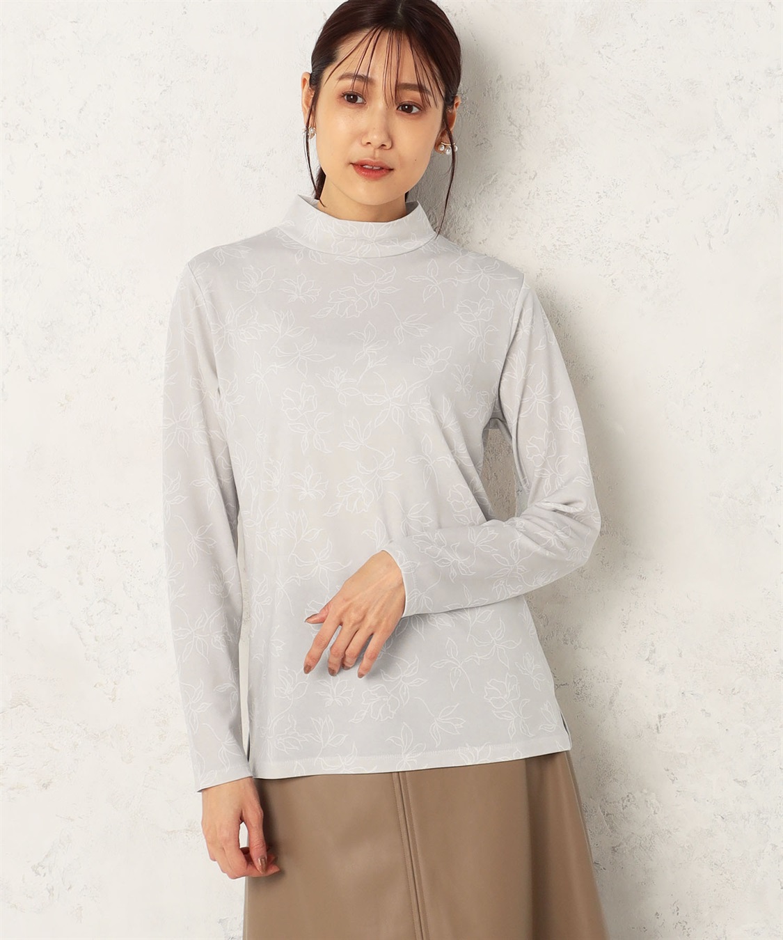 A/C DESIGN BY ALPHA CUBIC 裏起毛フラワープリントプルオーバー_variation_1