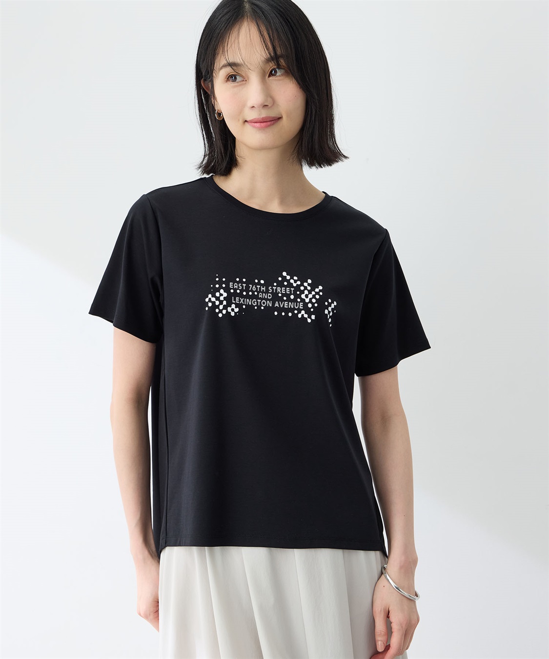 A/C DESIGN BY ALPHA CUBIC 【アルコラージュ】ロゴプリントＴシャツ【接触冷感・UVカット】_variation_1