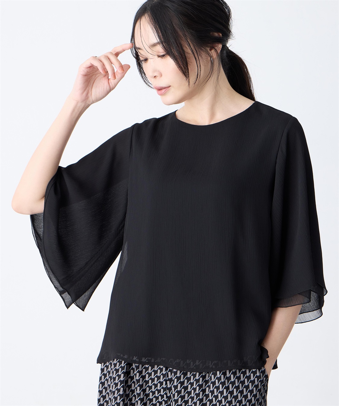 A/C DESIGN BY ALPHA CUBIC シアーケープスリーブプルオーバー_variation_1
