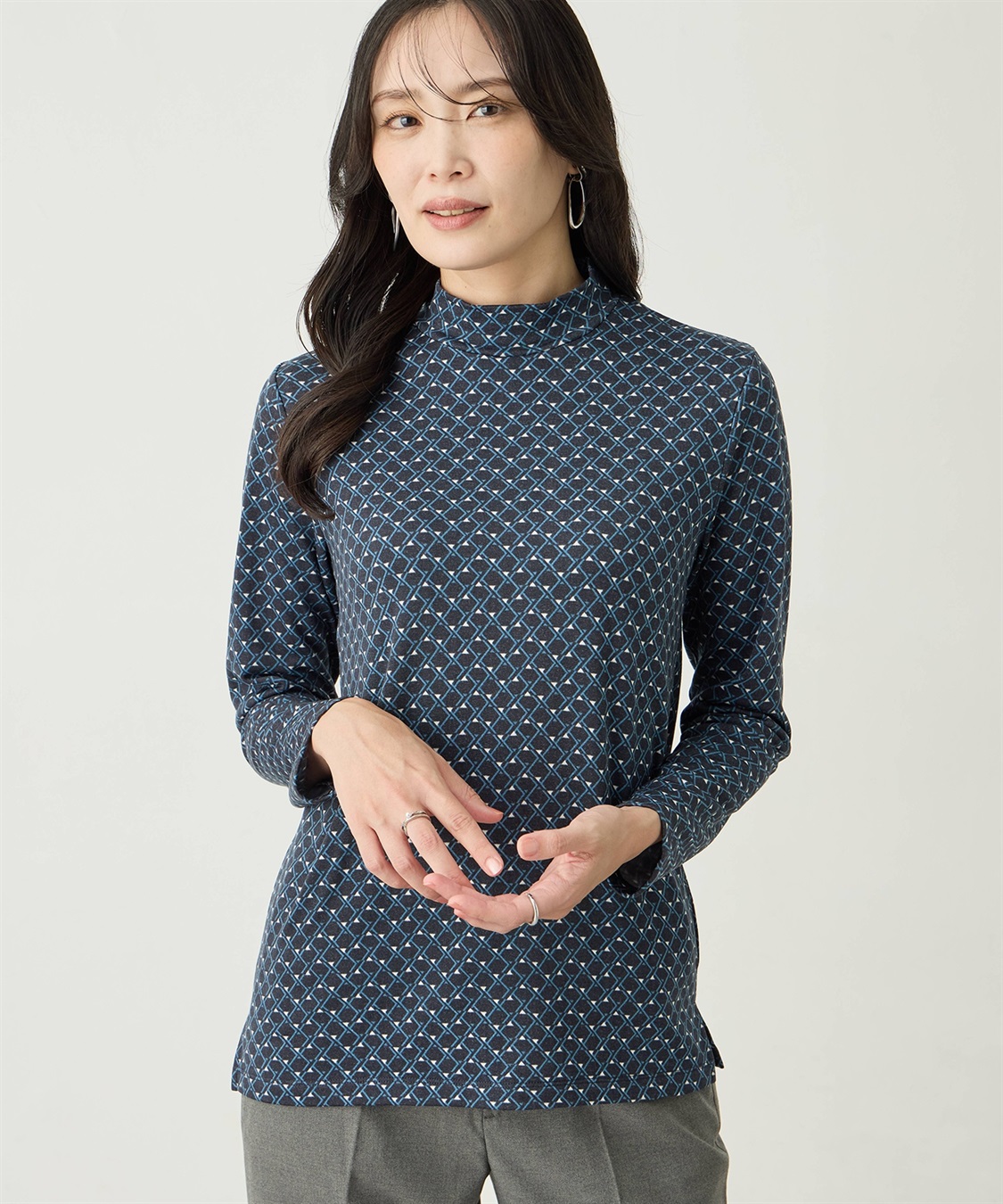 A/C DESIGN BY ALPHA CUBIC プリントハイネックカットソー_variation_3