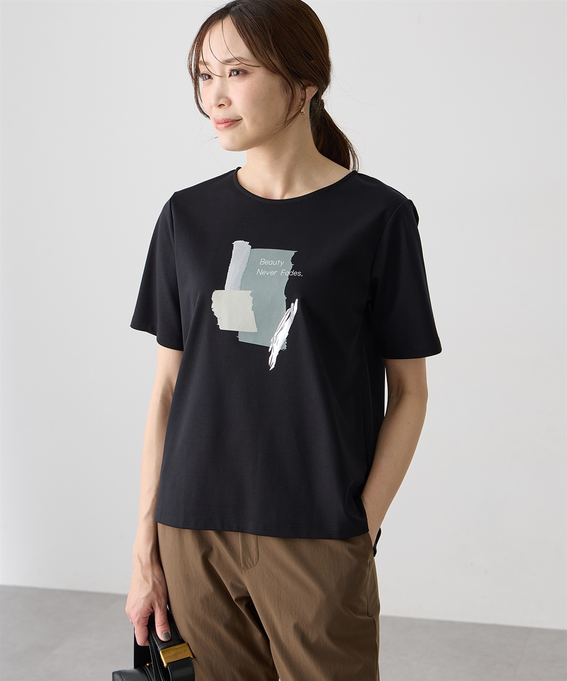 A/C DESIGN BY ALPHA CUBIC グラフィックロゴTシャツ【すごツヤ・接触冷感・UVカット】_variation_2