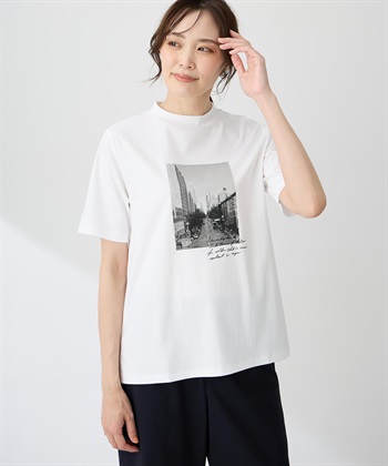 A/C DESIGN BY ALPHA CUBIC 【ALCOLLAGEプリント】フォトプリントモックネックＴシャツ【すごツヤ・UVカット・接触冷感】_variationthumb_2