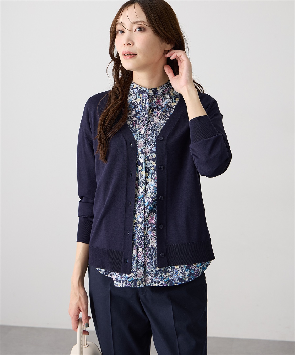 A/C DESIGN BY ALPHA CUBIC Vネックカーディガン_variation_2