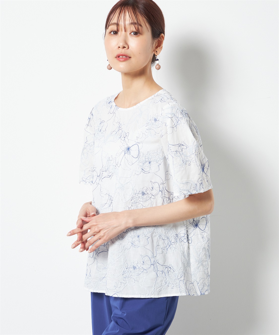 A/C DESIGN BY ALPHA CUBIC 刺繍ブラウス_variation_3