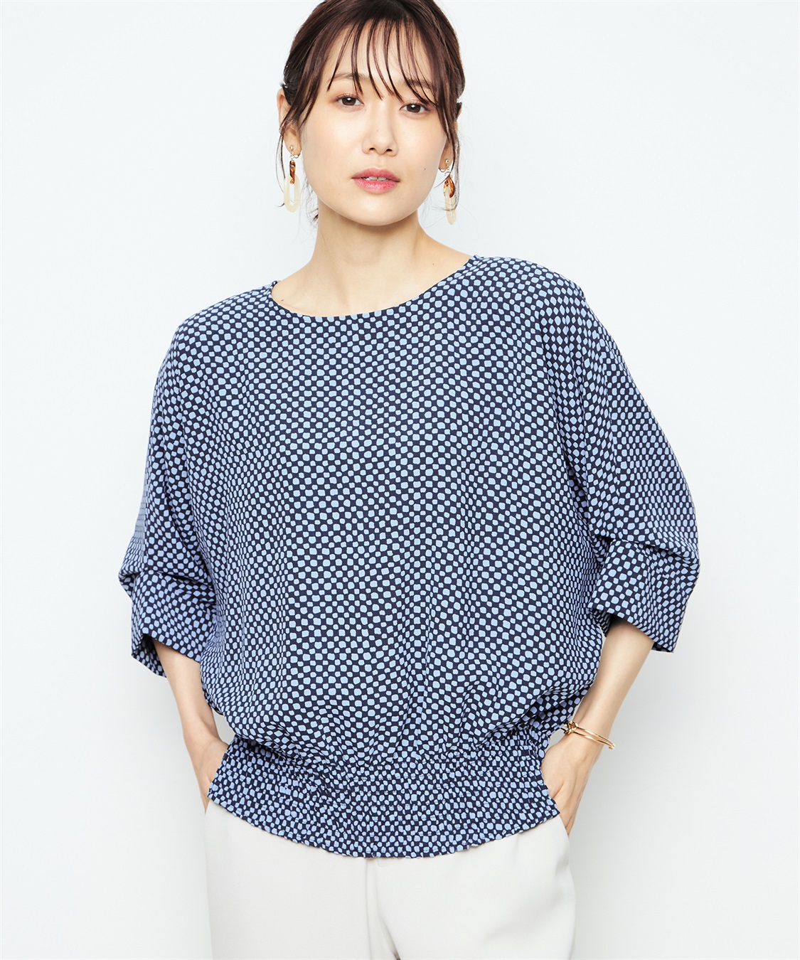 A/C DESIGN BY ALPHA CUBIC 【接触冷感】シャーリングドルマンブラウス_main