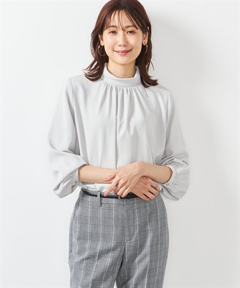 ロールネックブラウス(ライトグレー-9号)