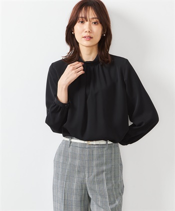 ロールネックブラウス(ブラック-9号)