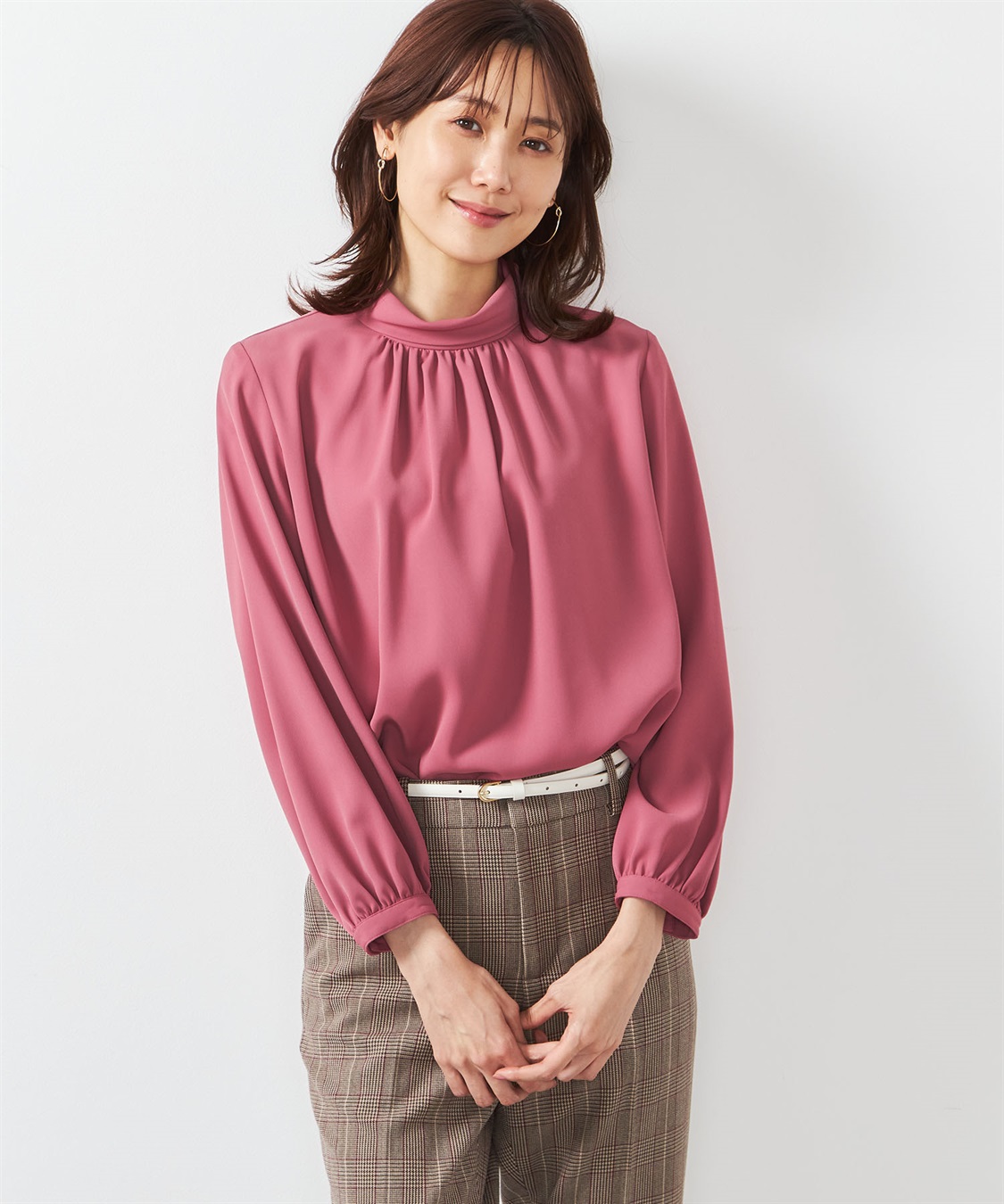 ロールネックブラウス A/C DESIGN BY ALPHA CUBIC｜クロスプラス公式