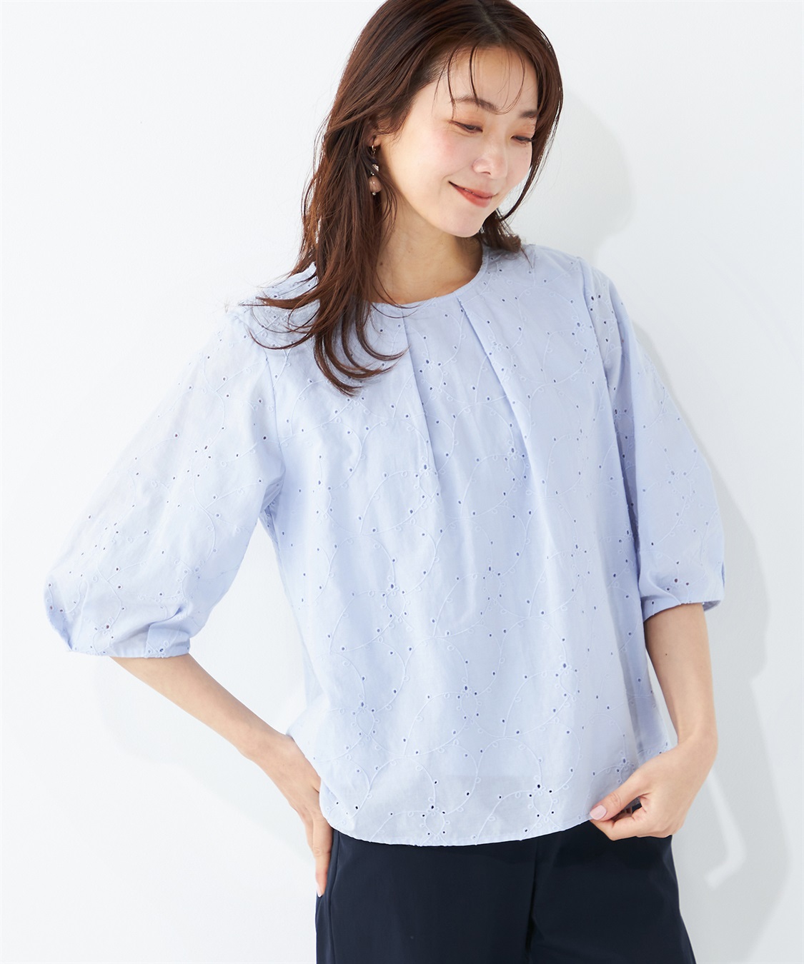 A/C DESIGN BY ALPHA CUBIC 刺しゅうブラウス_variation_2