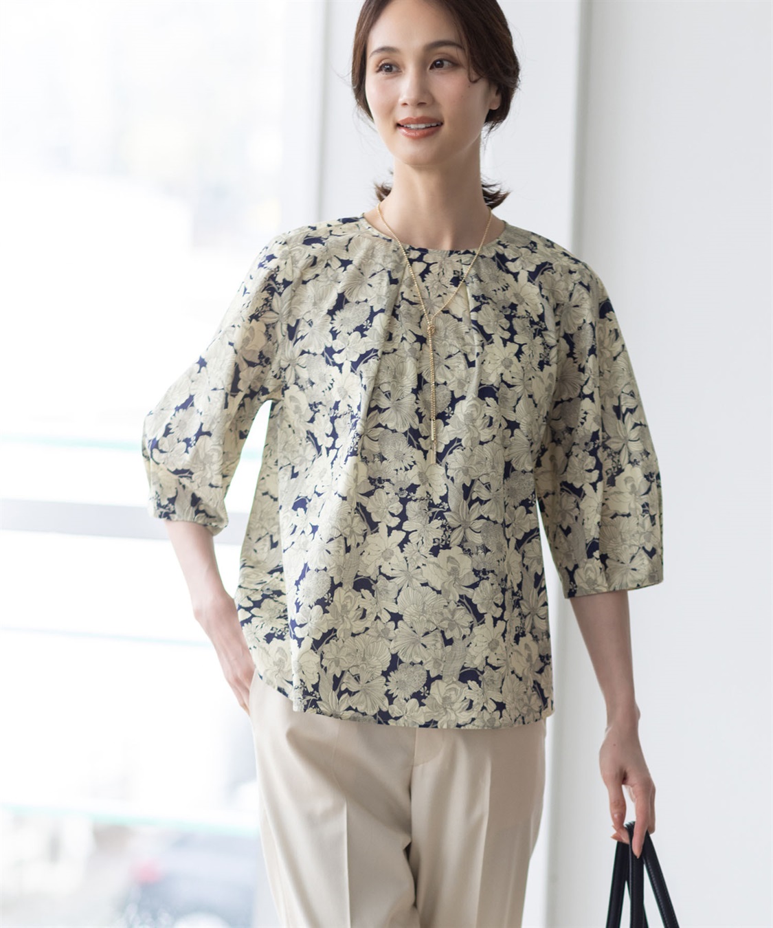 A/C DESIGN BY ALPHA CUBIC 【Liberty】リバティプリントタックスリーブブラウス_main