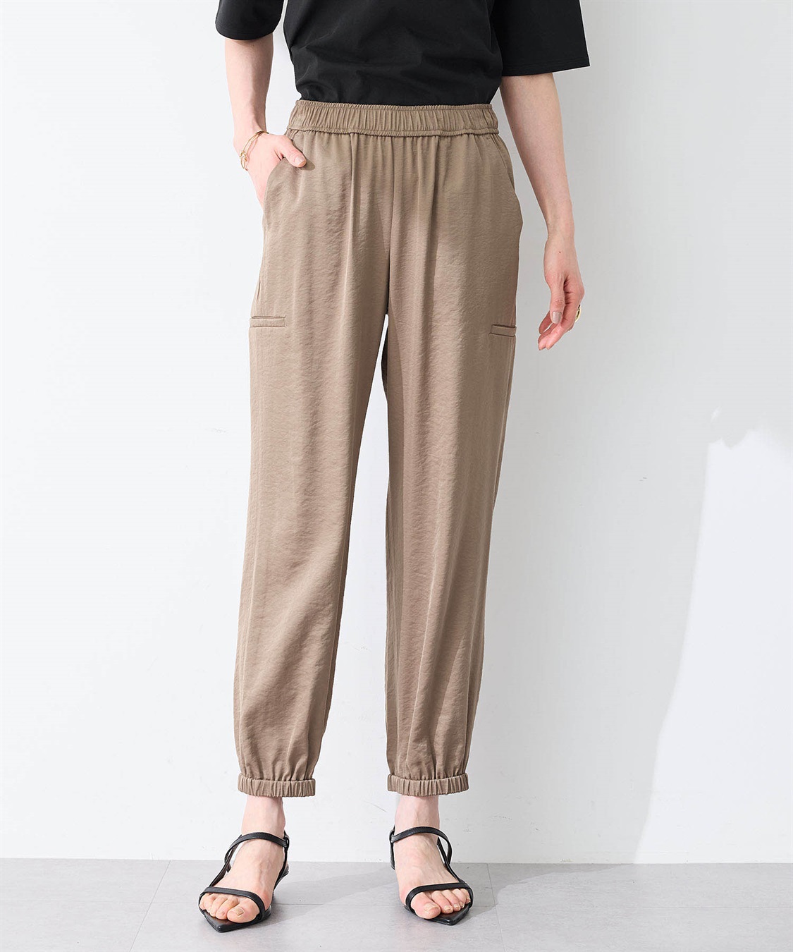 A/C DESIGN BY ALPHA CUBIC サテンジョガーパンツ_variation_1