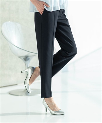 ストレッチテーパードパンツの商品画像