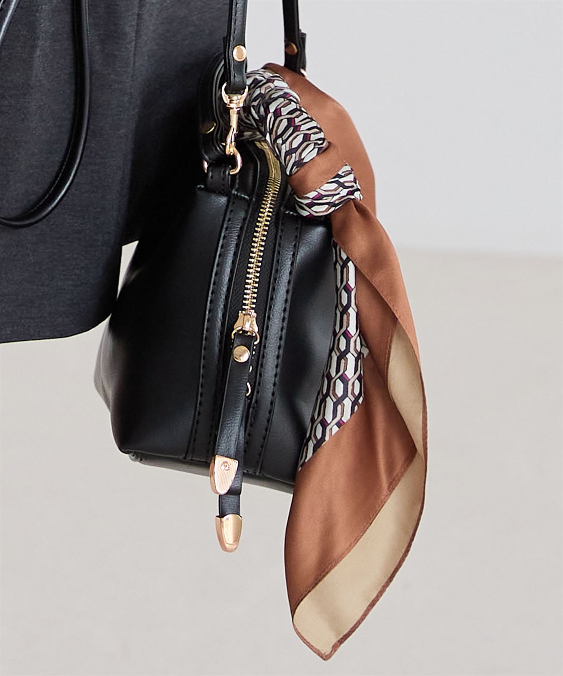 A/C DESIGN BY ALPHA CUBIC プリントスカーフ_main