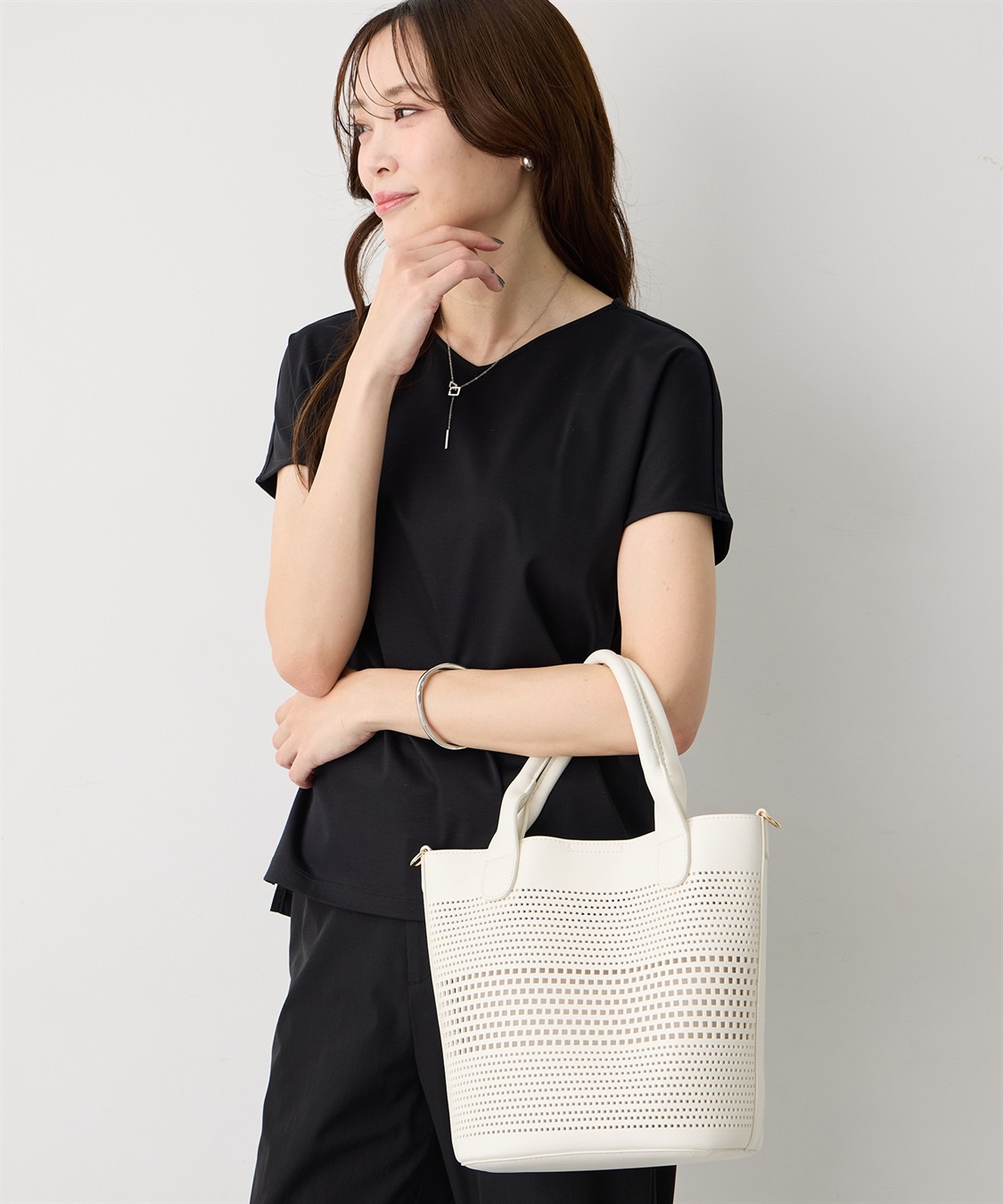 A/C DESIGN BY ALPHA CUBIC パンチング合皮2WAYトートバッグ_main