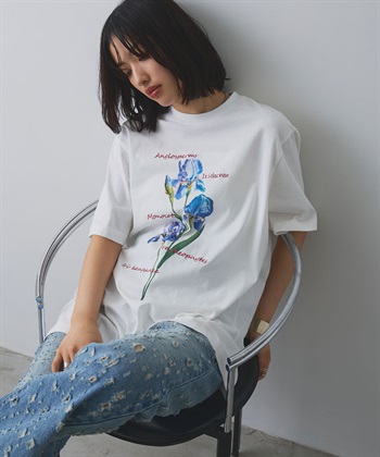 アイリスプリントチュニックTシャツ(ホワイト-FREE)