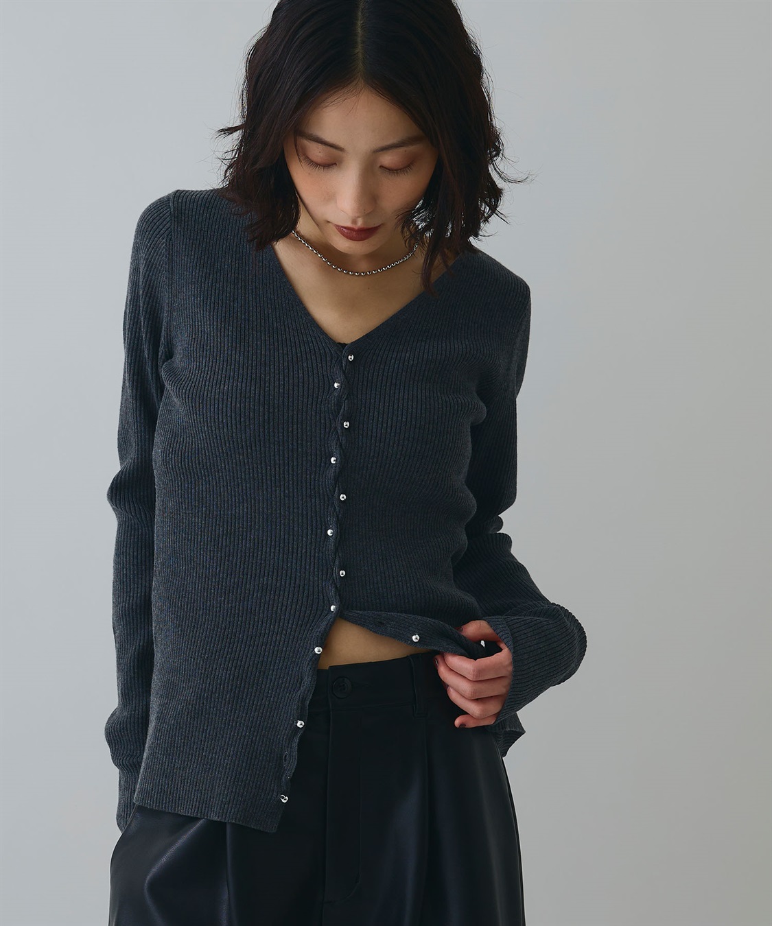 ELLEgirl メタル釦Vネックリブカーディガン_variation_1