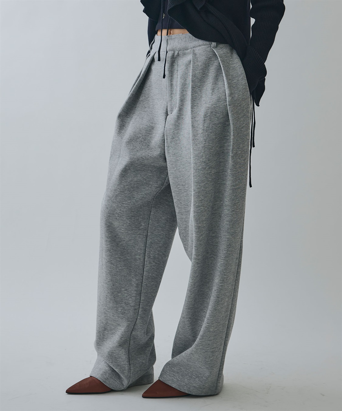 ELLEgirl ツータックスウェットパンツ