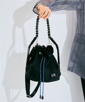 パラコード巾着ミニショルダーバッグ ELLEgirl｜クロスプラス