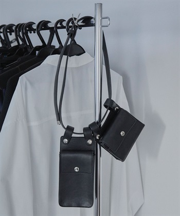 ヴィーガンレザーベルトバッグ(ブラック-FREE)