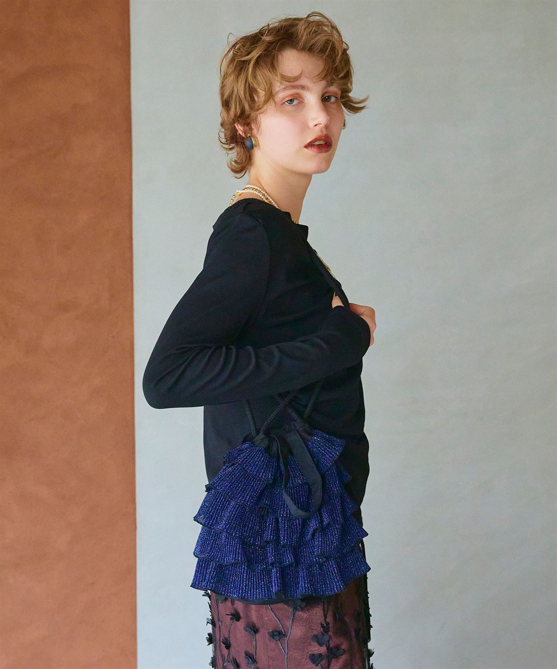 ELLEgirl ラメプリーツフリル巾着バッグ【500mlペットボトル収納可能】_variation_2