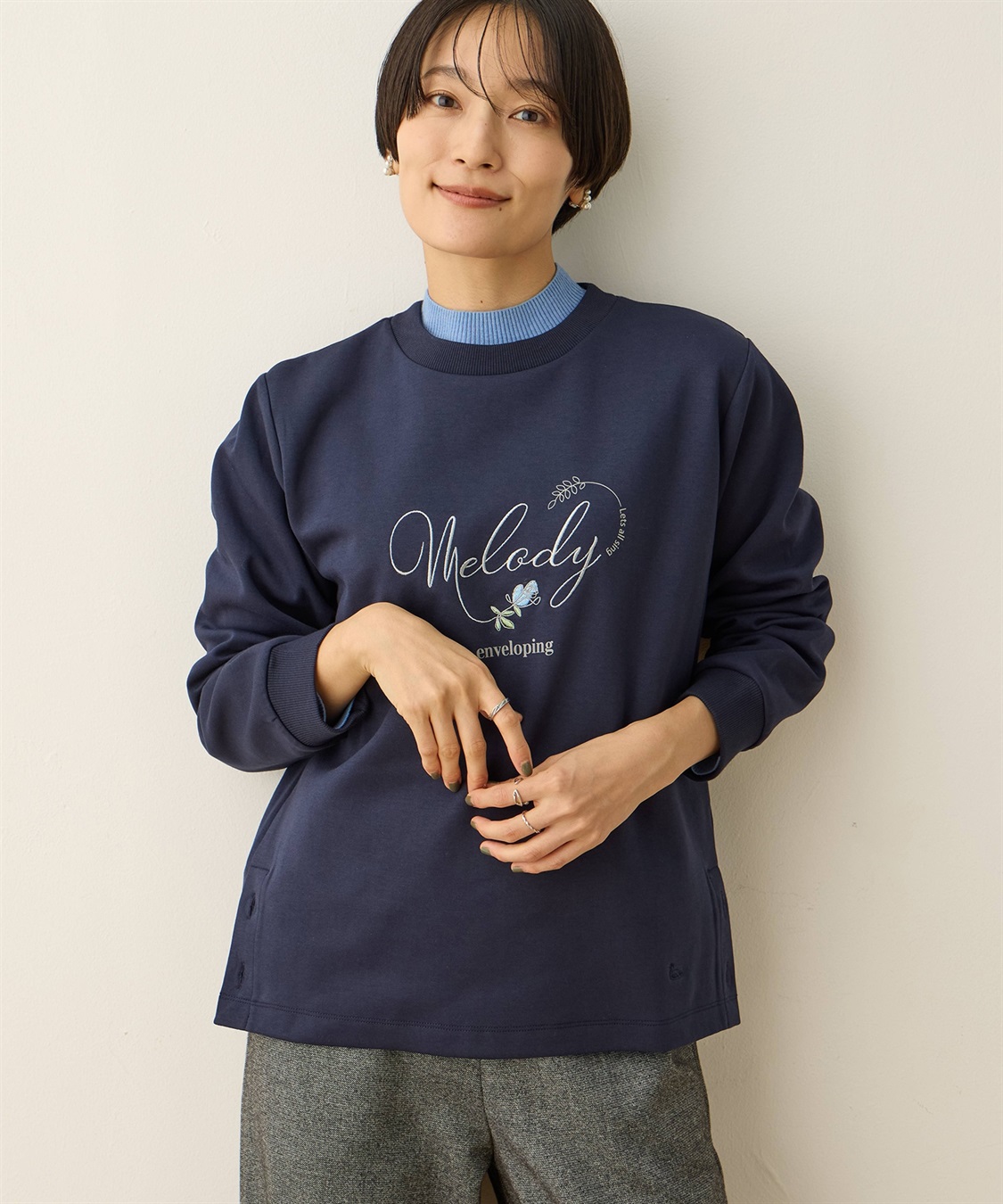 DECOY ロゴプリントプルオーバー_variation_2