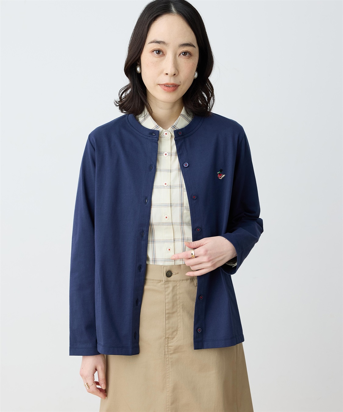 DECOY 【chiyoさんコラボ】ロンドンマーチカットクルーカーディガン【オーガニックコットンブレンド】_variation_2