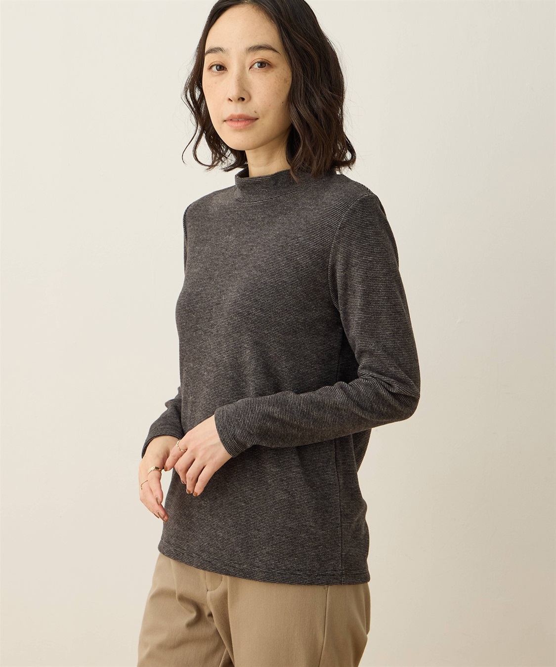 DECOY 【シアバター配合】ハイネックプルオーバー【吸湿発熱・日本製】_variation_1