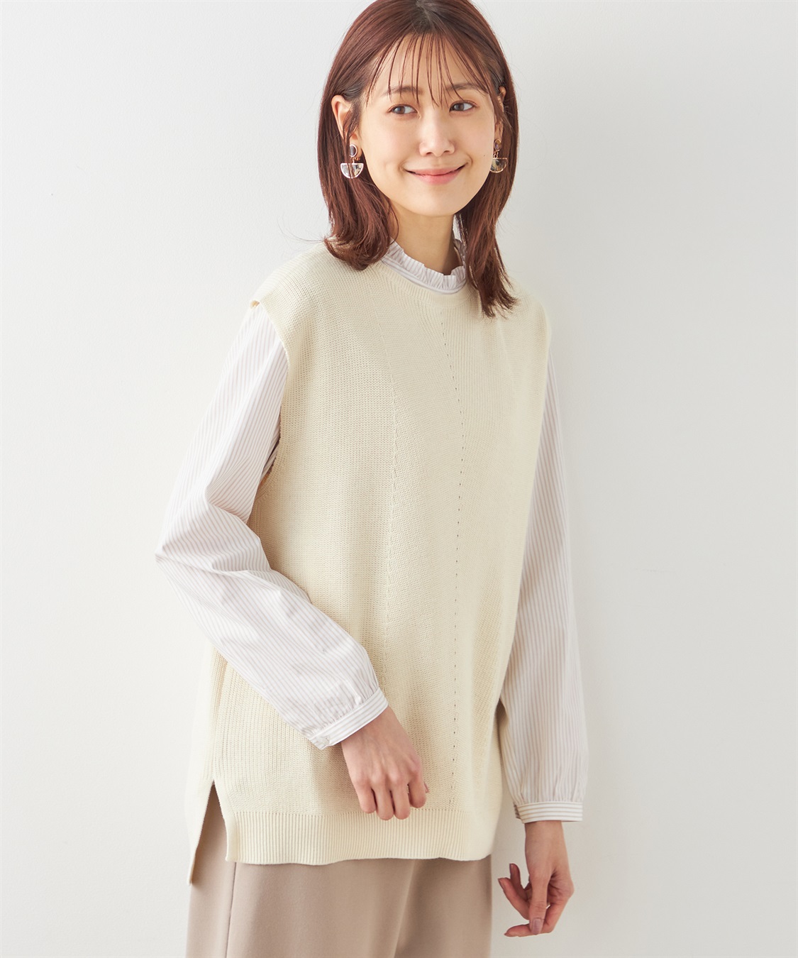 美品 Atlast&Co/アットラスト　ウールベスト 42サイズ　ビーチクロス 美品 Atlast&Co/アットラスト ウールベスト 42サイズ ビーチ