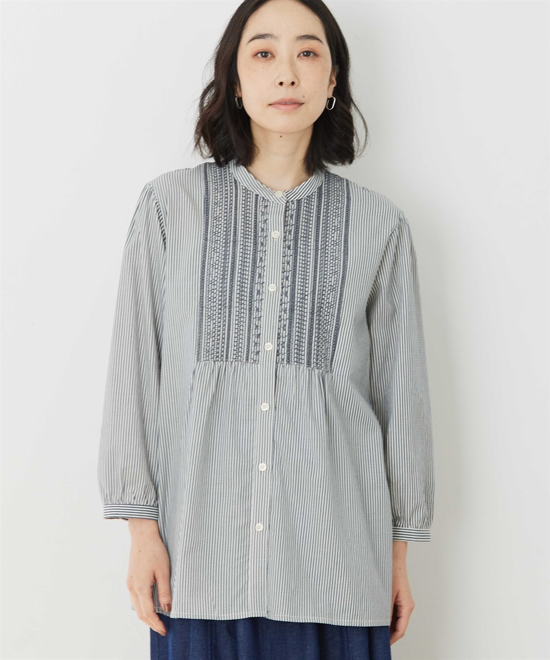 DECOY 刺しゅうストライプブラウス_variation_2