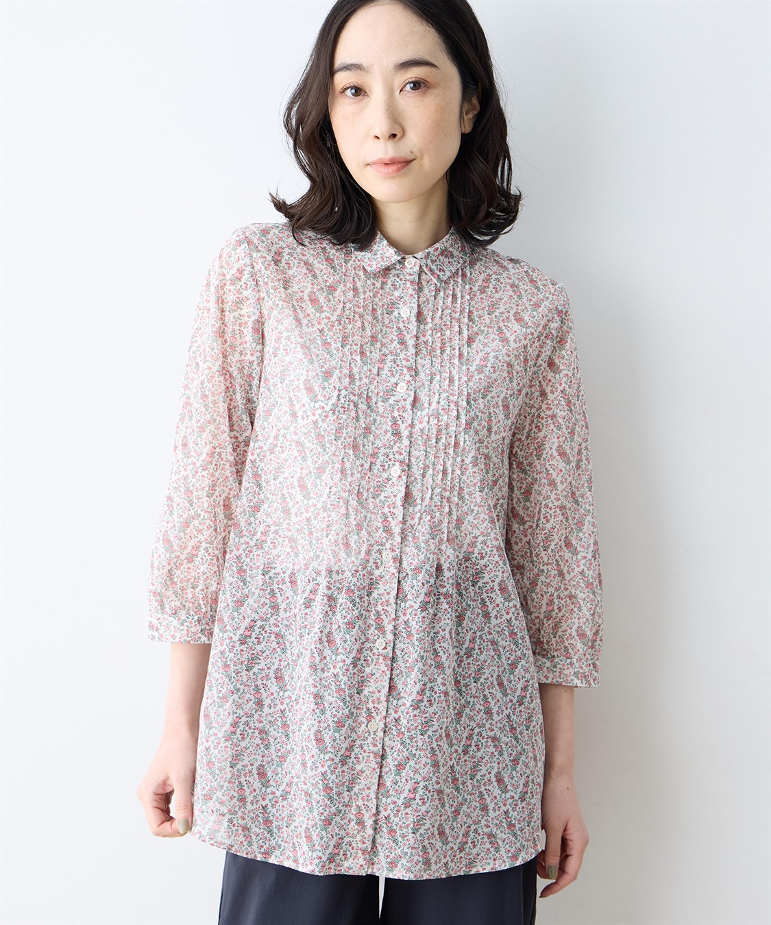 DECOY 【Liberty】リバティプリントボイルピンタックブラウス_variation_1