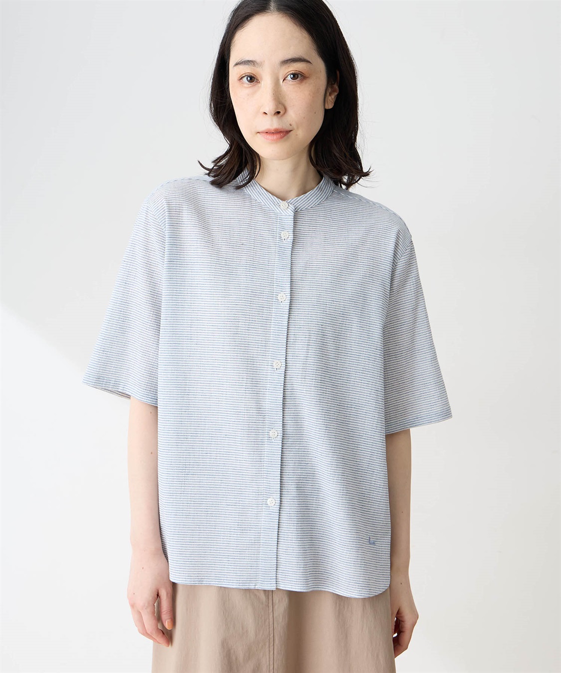 DECOY 【高島ちぢみ】バンドカラーブラウス【ムレを逃がしてさらりと快適】_variation_2